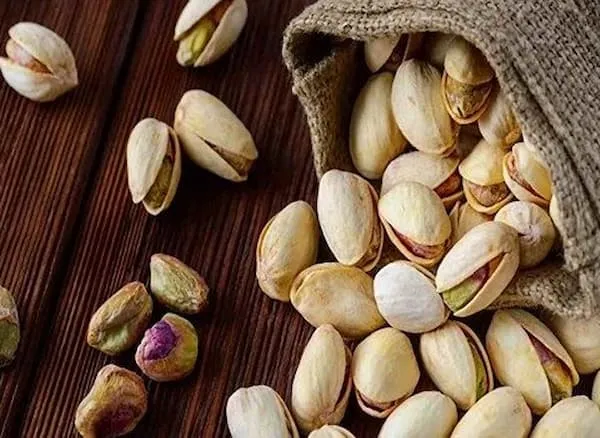 راهنمای خرید پسته اکبری خندان + قیمت عالی