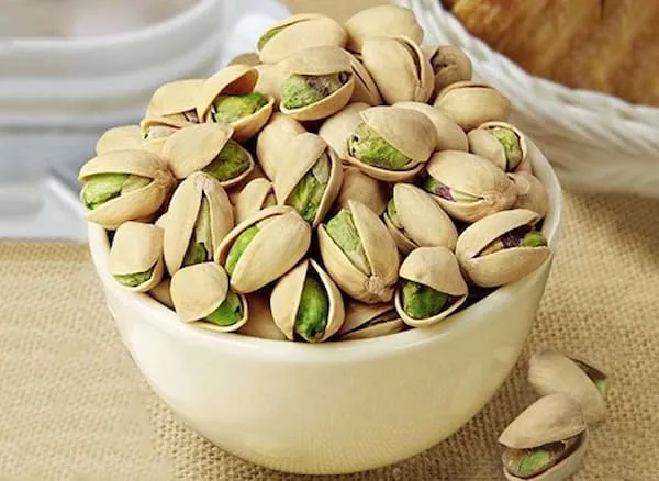 راهنمای خرید پسته اکبری خندان + قیمت عالی